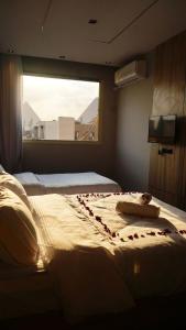 Princess Pyramids View Inn