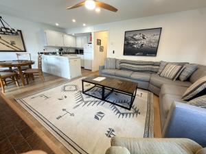 Fireside Condo at the Village - Remodeled