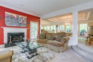 3 Mi to Roswell Riverwalk Spacious Getaway!