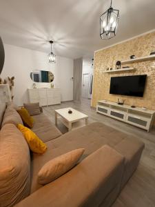 Adora Residence Modern Suite