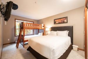 Aspens Lodge 220 by Outpost Whistler