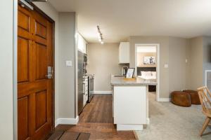 Aspens Lodge 220 by Outpost Whistler