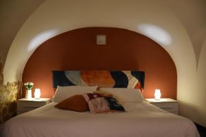 Ivy Central Apartment