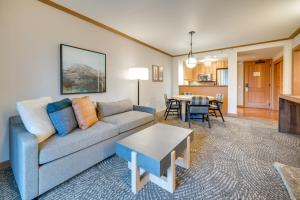 Hike and Golf Lodge Retreat at Suncadia Resort!