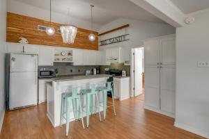 Steps to Sea! Crystal Beach Home with Furnished Deck