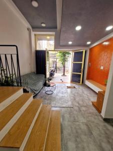 Nhà Nguyên Căn Đầy Đủ Tiện Nghi