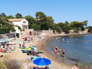 Apartment Chez-Moi, 200 m from the beach