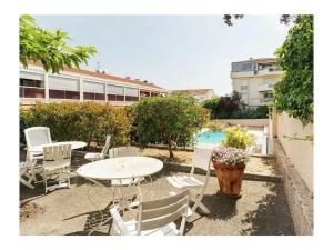 Apartment Chez-Moi, 200 m from the beach
