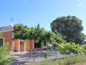 Holiday home in Aspiran with swimming pool