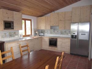 Holiday home in Aspiran with swimming pool