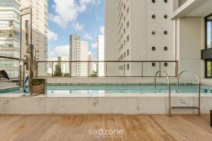 Acomodações modernas perto de Congonhas em prédio com piscina e academia – HMCs