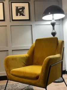 Deluxe fully Kitted 2 King Room Apt with Sofa Bed