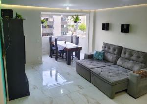 Tambaú Confort - Apartamento amplo com 3 suítes e 1 quarto no coração de Tambaú