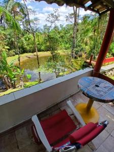 Casa com lago em Ubatuba