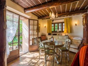 Provencal House in Seillans with Pool