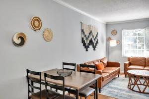 1BR Near Duke Hospital, Downtown, and DPAC