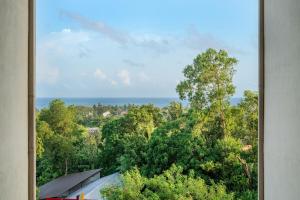 3 BR Apartment with City & Sea Views Galle