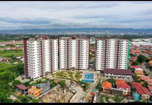 Condo unit with balcony in Lapu Lapu Cebu