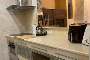 Large holiday home with garden, close to the lake