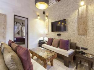 Villa in Santa Eulalia with Private Pool