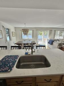 PIPER PINES LIMIT 10 home