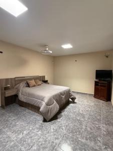 Los Álamos - Casa moderna y amplia