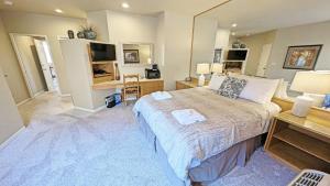 Mt Bachelor Village 324 B SR