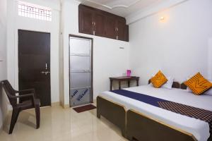 Hotel O Ganga Seva Ashram