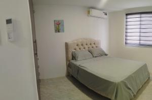 Casa con 3 Habitaciones en Zona Residencial