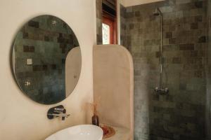 The Nuga House