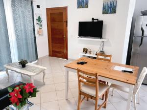 LOS CORALES BEACH - ONE BEDROOM CONDOS pool 1