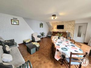 Gîte rural pour 11 pers. avec parking, spa et animaux acceptés - FR-1-616-523