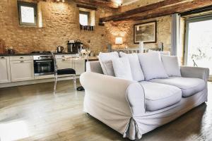 Charming Mas With Medieval Church Views