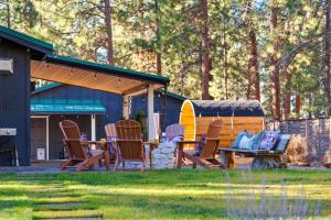 Bend Nook - Gym, Sauna, Spa, Game Room, Fire Pit