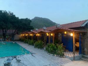 Trang An River Sunshine Bungalow