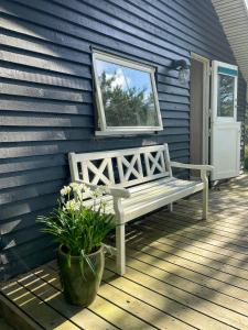 Minimalistisk Sommerhus Nær Strand I Ålbæk