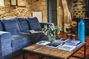 Large 16Th Century Farm Estate In Dordogne