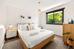 Pool Oasis - Swimming Pool - 5 Mins Walk to Beach