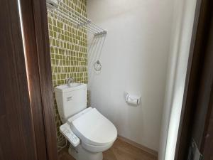 BEST ONE 鶴橋 Tsuruhashi 3-1