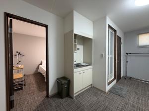 BEST ONE 鶴橋 Tsuruhashi 3-2