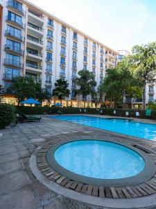 Cozy Two Bedroom Near Beach 900m from Sarova Whitesands