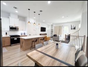 Modern 3BR Home Minutes from Downtown Houston TX