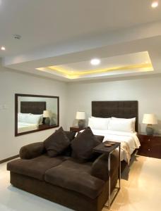 La Grande Residence - 1-206 - Apartment with Balcony and Pool View