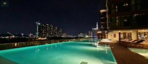 The Metropole Zenith Sky Residence