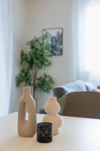 Mountain view with balcony and free parking