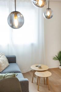 Mountain view with balcony and free parking