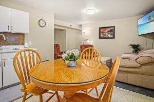 3BR Home • Near Maverik Center & Valley Fair