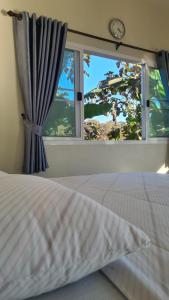 Mountain view Villa Private Tropical Garden