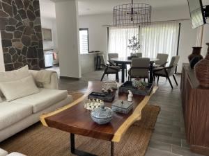 3BR Patio, Pool, Free Shuttle Centro San Miguel