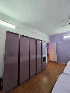 Livzo - Purple house for boys